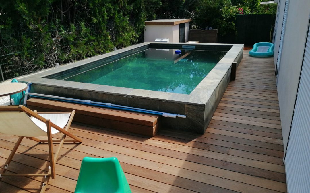 Piscine Traditionnelle et Aménagement Jardin à Montpellier