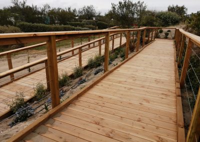 Rampe accès PMR et Douches à Frontignan