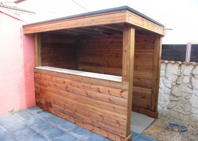 Cuisine d&rsquo;extérieur en bois à Gignac