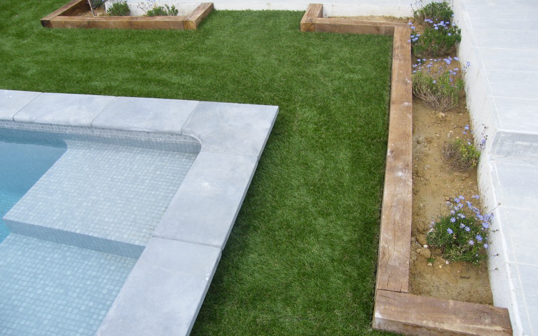 Gazon et Bordure à Juvignac